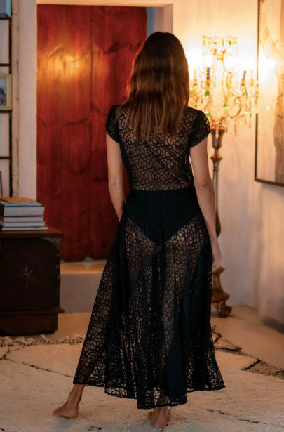 LACE MAXI DRESS WITH REMOVABLE SLIP